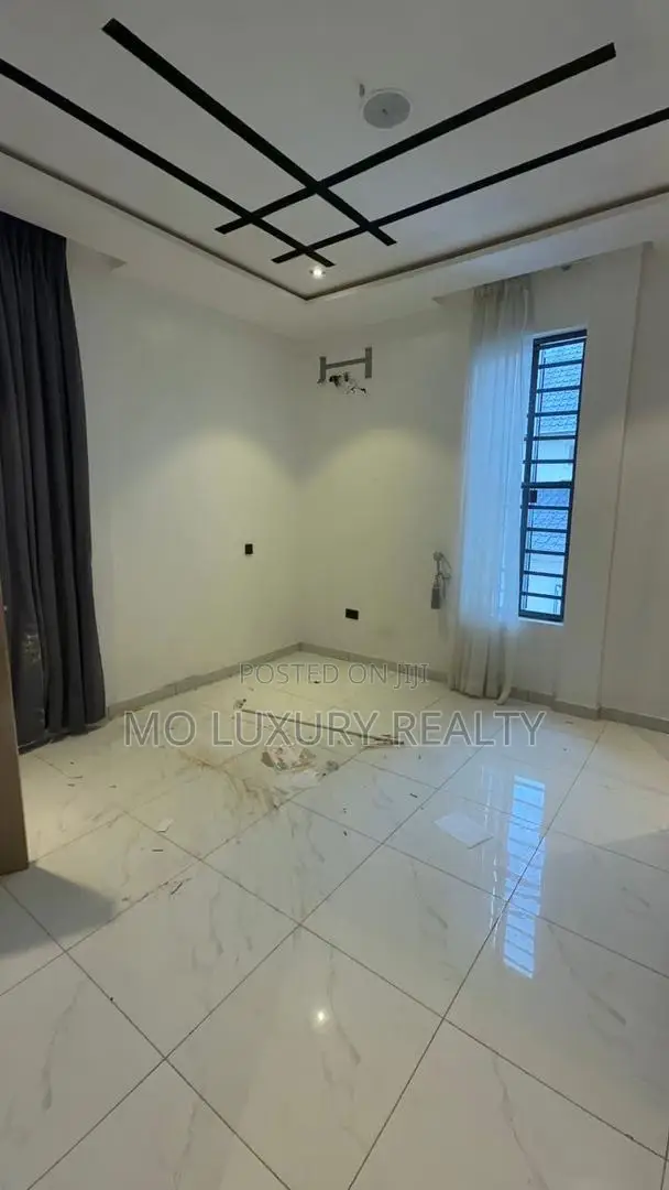 Furnished 2bdrm Apartment in Ikate-Elegushi for rent