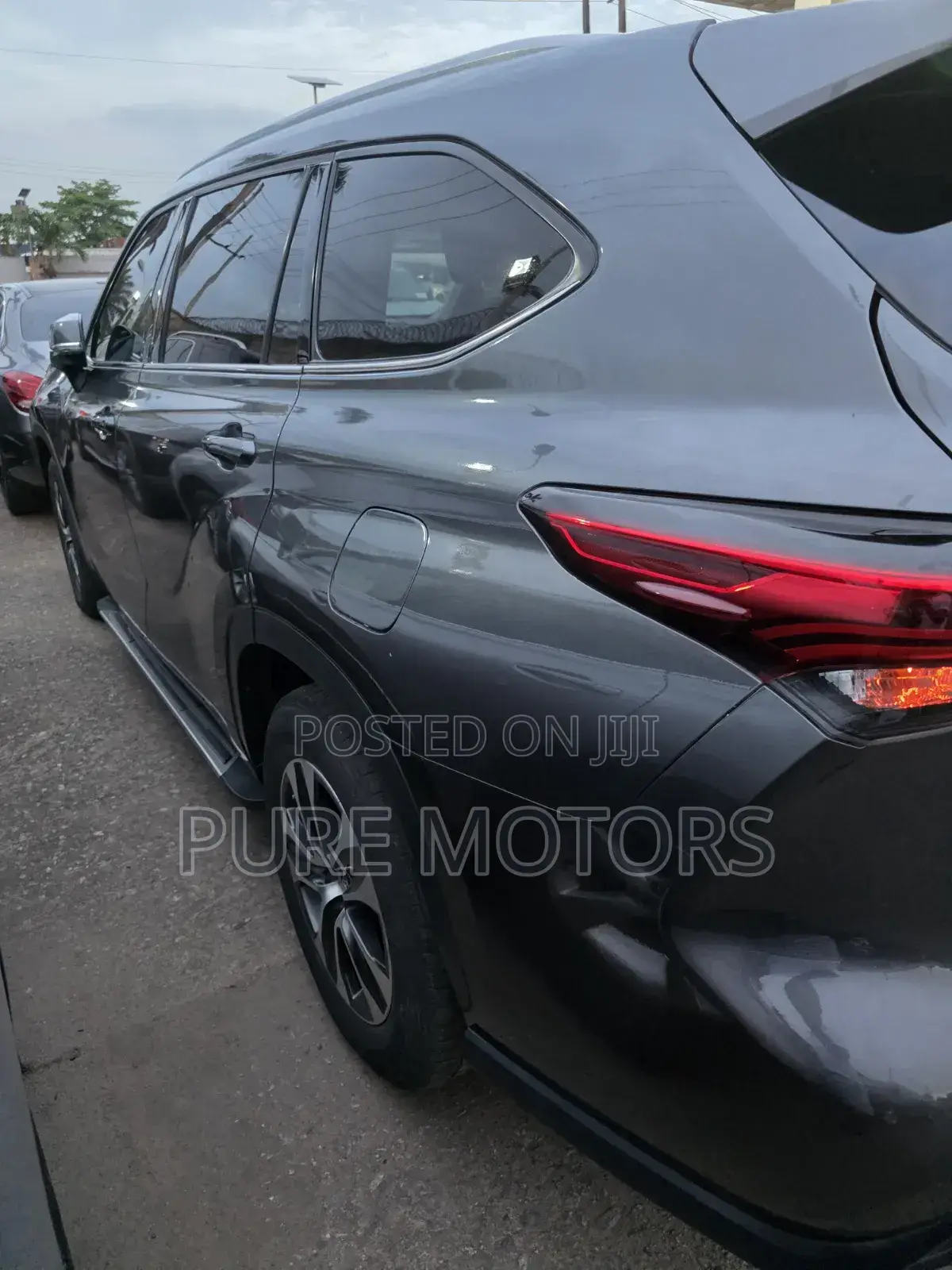 Toyota Highlander 2021 Gray