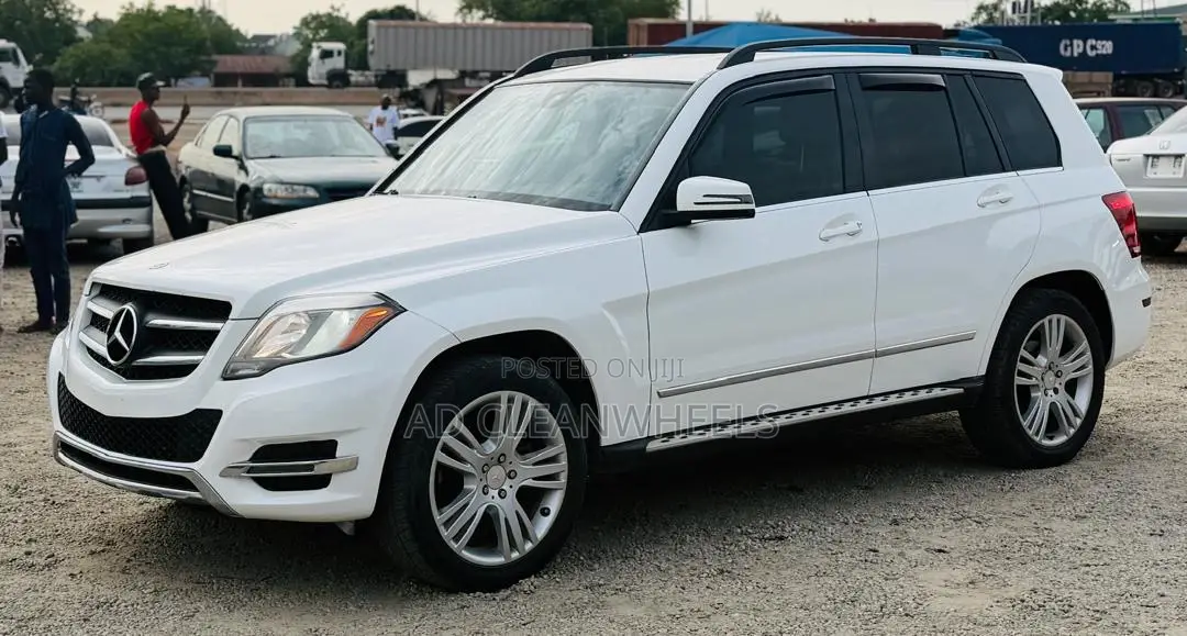Mercedes-Benz GLK-Class 350 4MATIC 2013 White