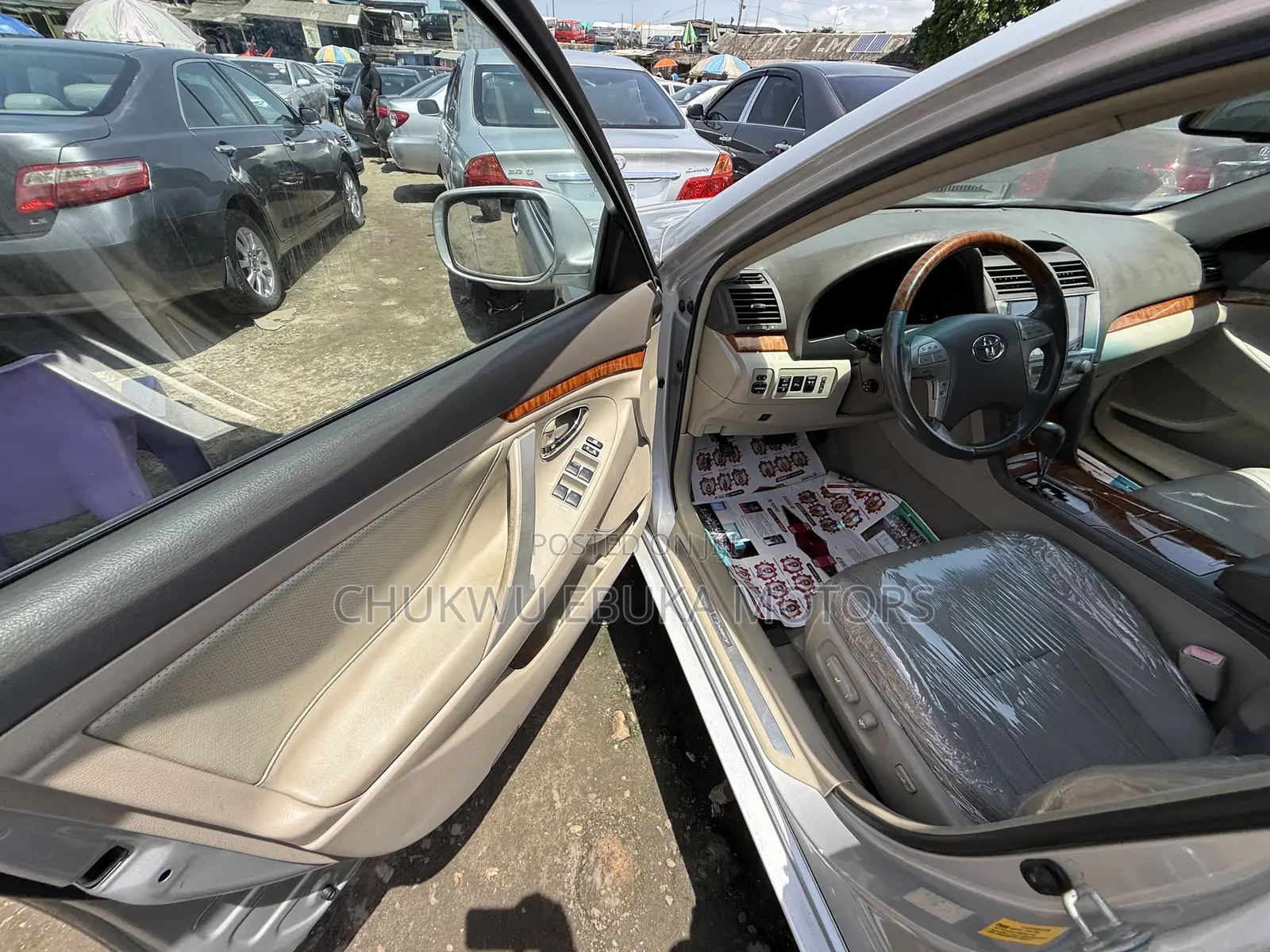 Toyota Camry XLE V6 4dr Sedan (3.5L 6cyl 6AM) 2010 Silver