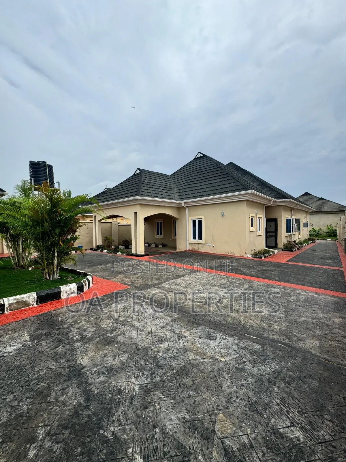 3bdrm Bungalow in Kolapo Ishola Gra, Ibadan for rent