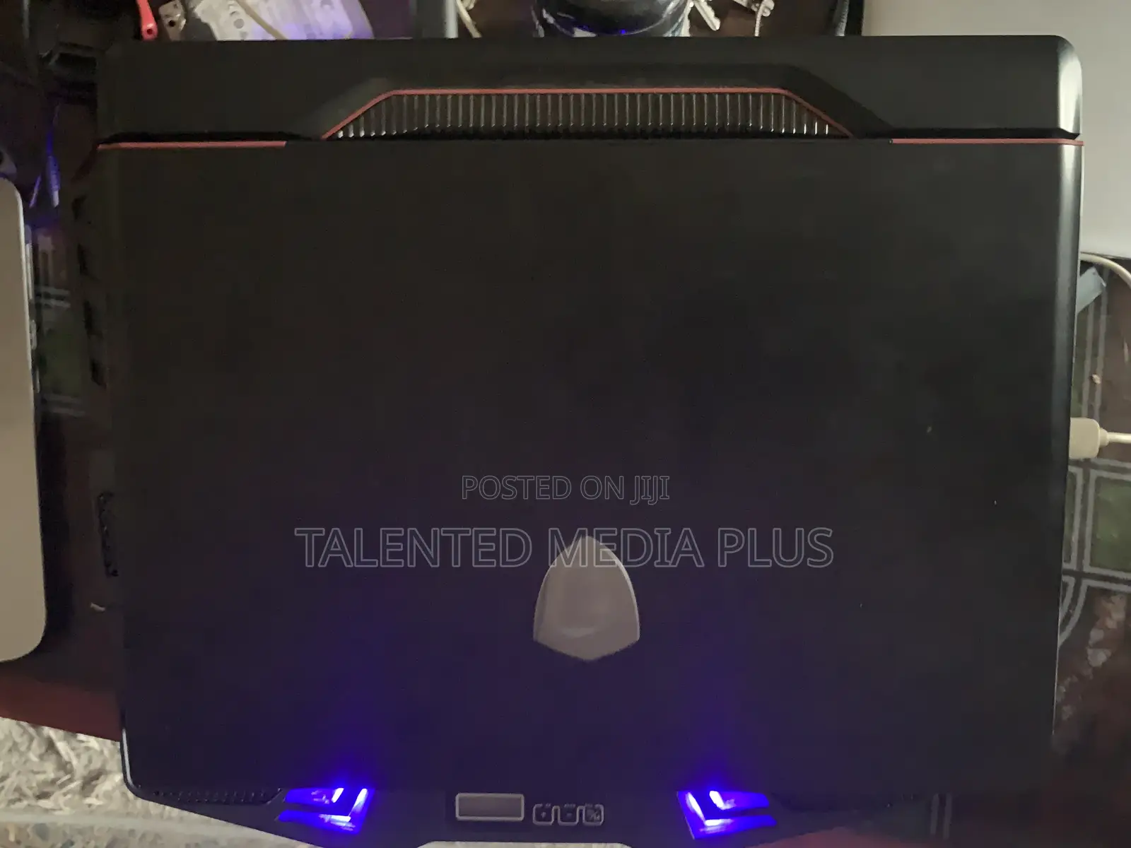 Laptop MSI Raider GE68HX 13VI-202US 32GB Intel Core i9 SSD 2T