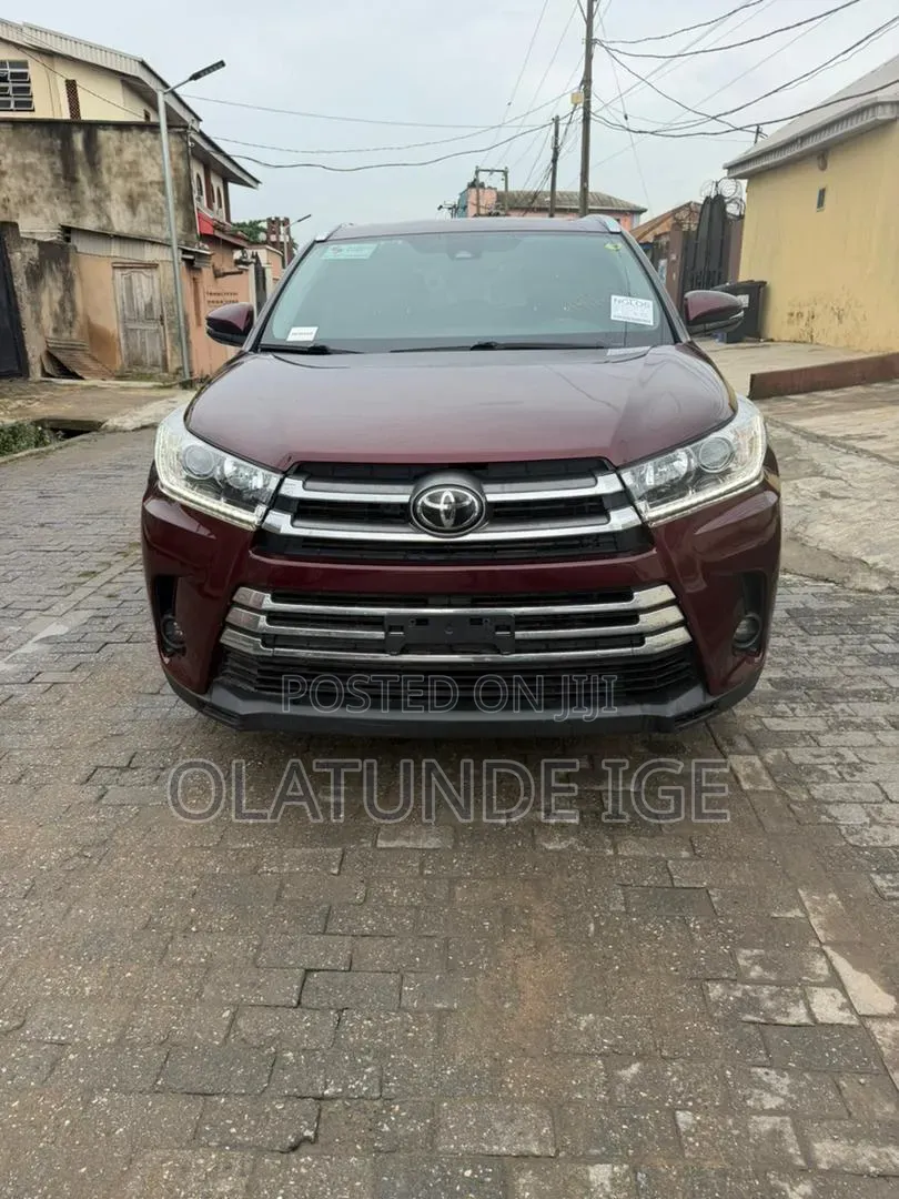 Toyota Highlander Limited 2019 Burgundy