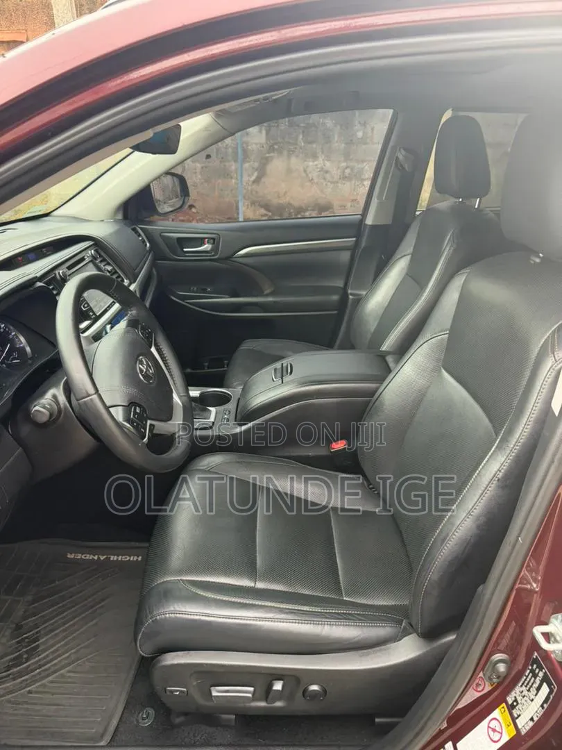 Toyota Highlander Limited 2019 Burgundy