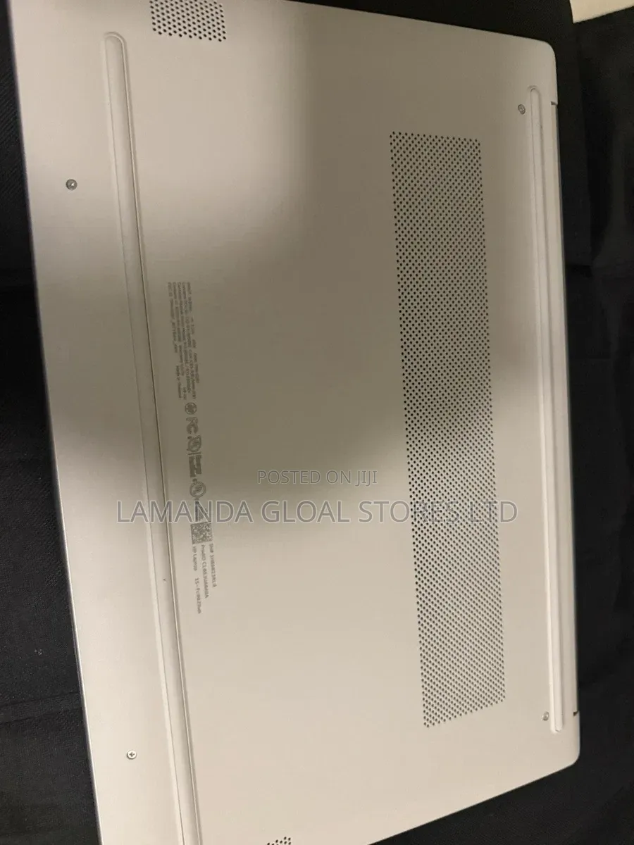 New Laptop HP 14S 8GB Intel Core i3 SSD 512GB