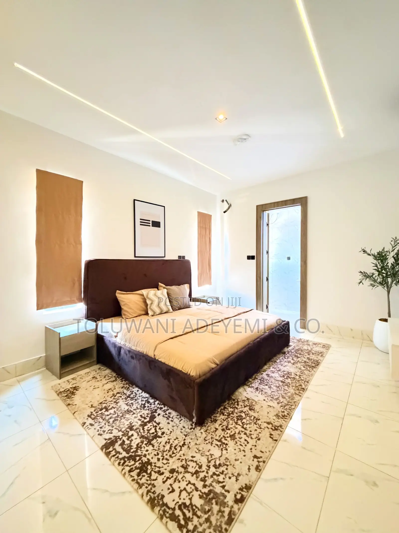 2bdrm Apartment in Lekki Phase 1 for sale