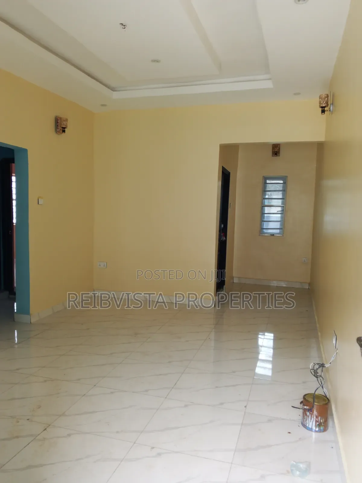 18bdrm House in Irawo, Kosofe / Kosofe for sale