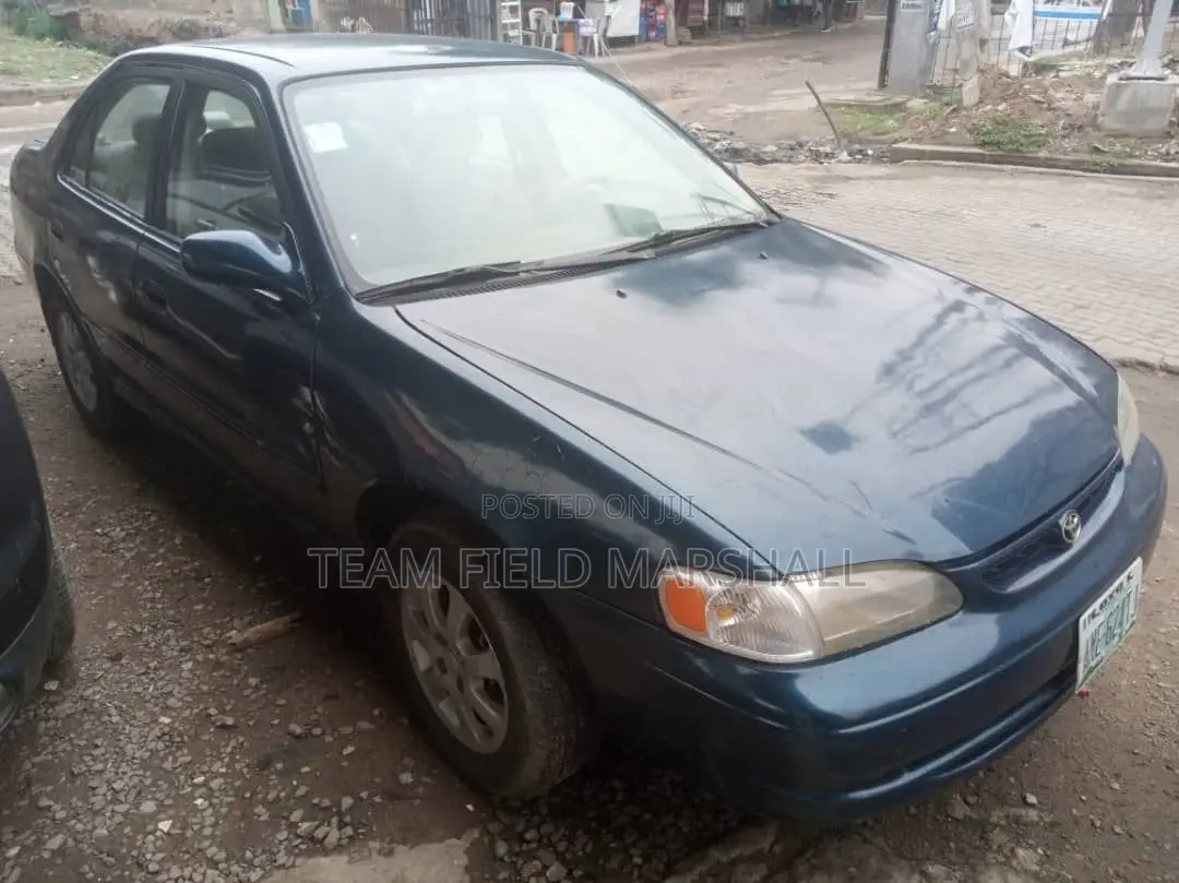 Toyota Corolla 1.9 D Sedan 2000 Blue