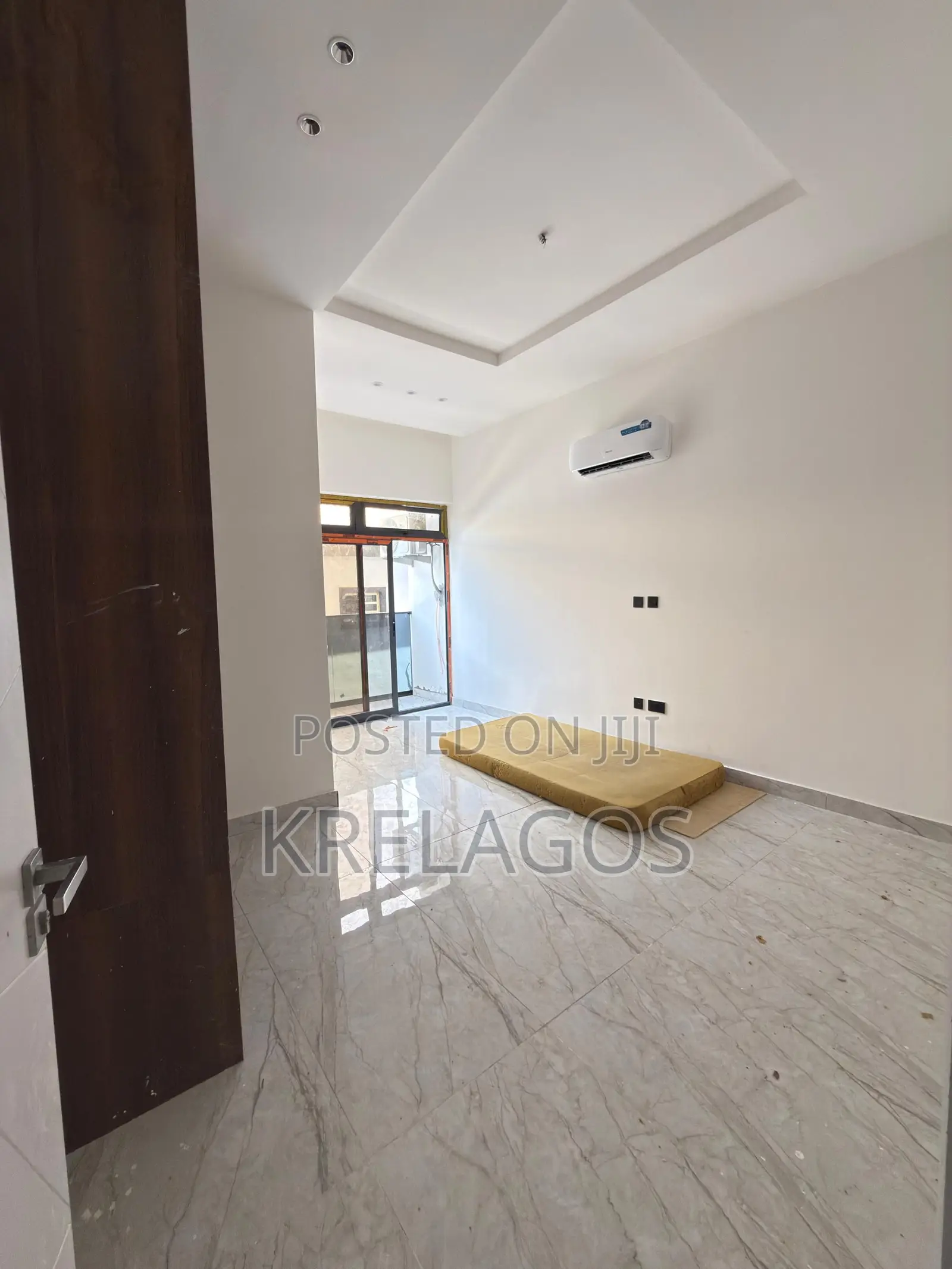 3bdrm Maisonette in Lekki Phase 1 for rent