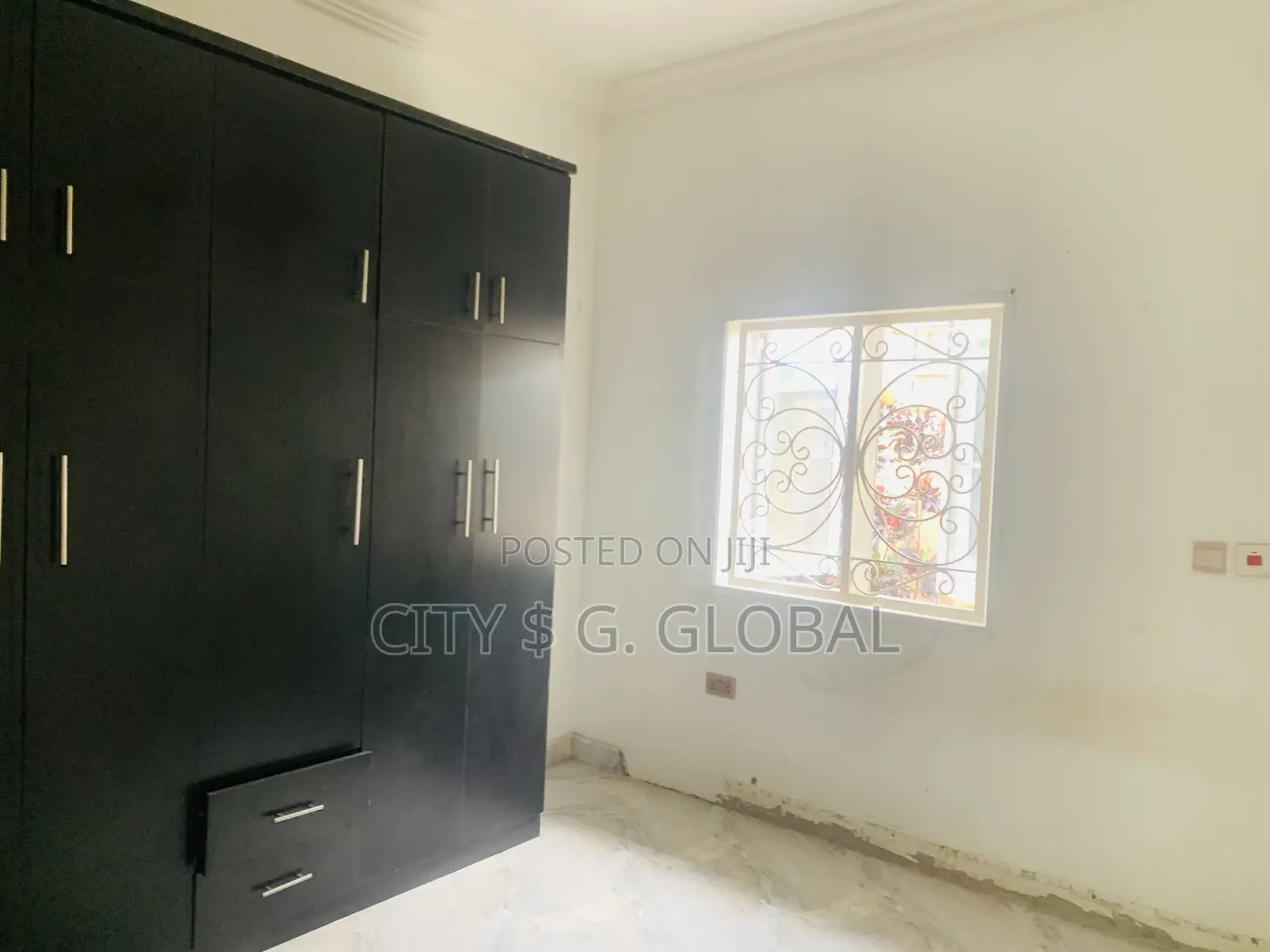 3 Bedroom Block of Flats for Rent