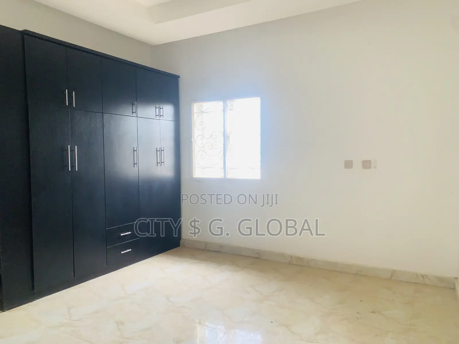 2 Bedroom Block of Flat