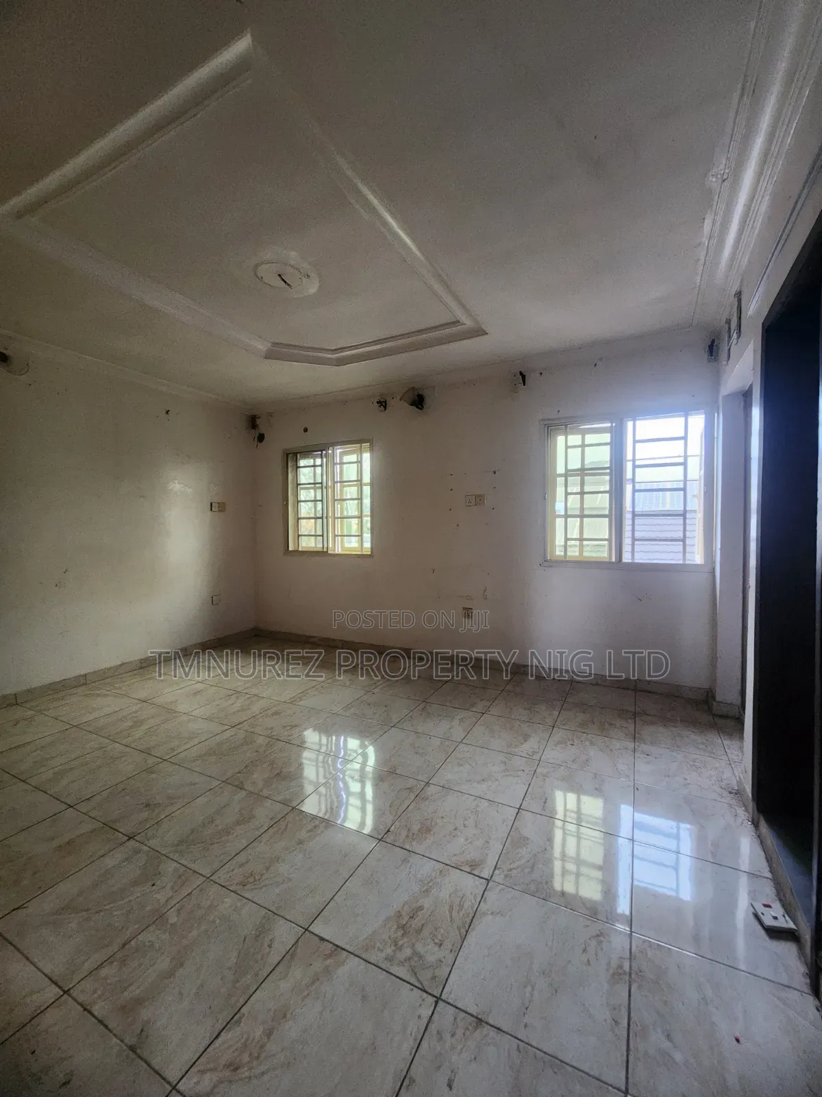 Studio Apartment in Chevron for rent