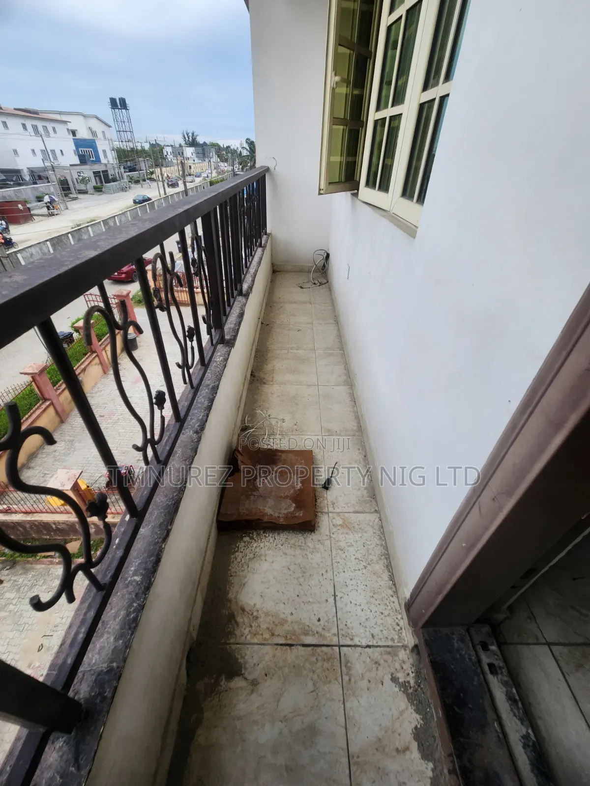 Studio Apartment in Chevron for rent