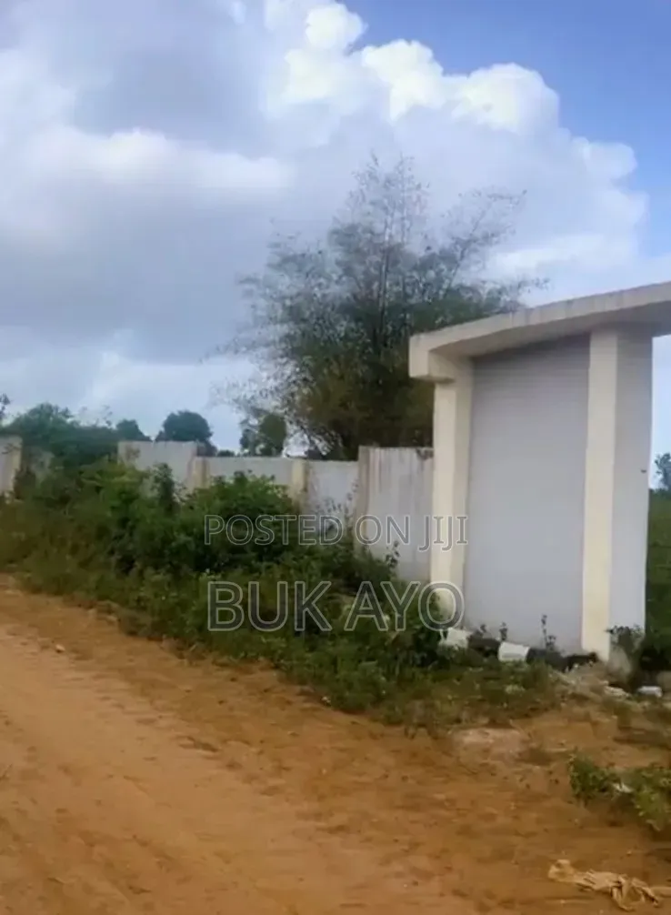 Fenced 8 Acres of Land at Ketu-Epe With Government Allocation