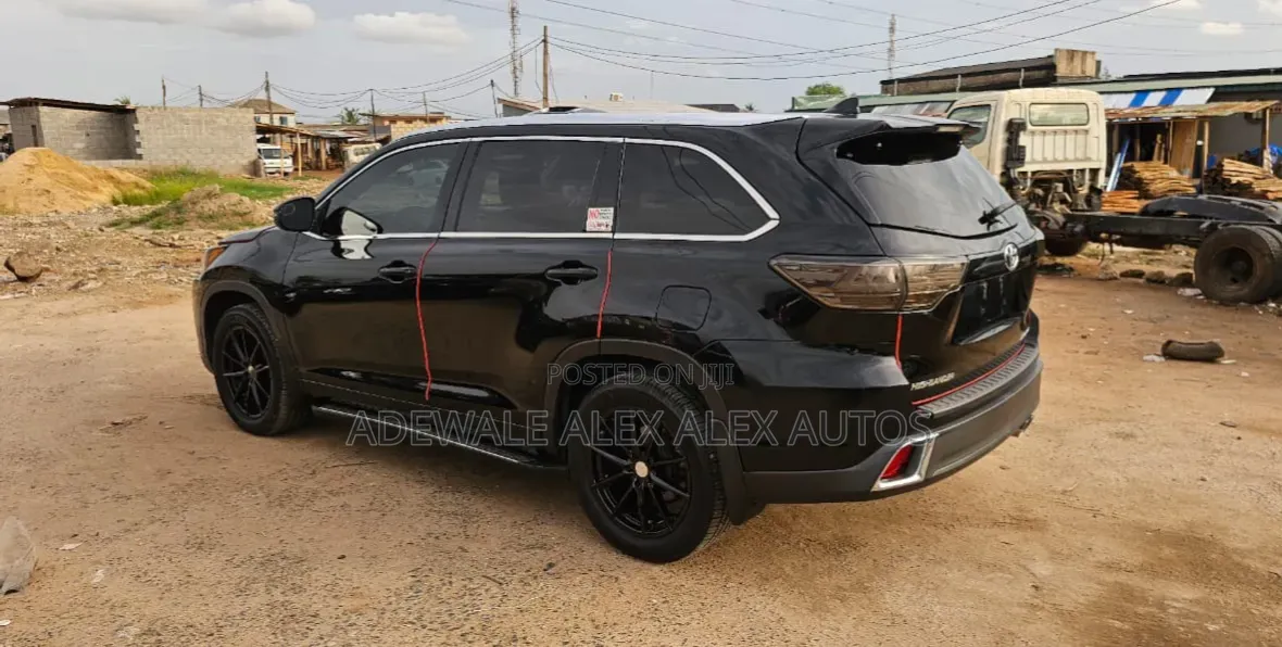 Toyota Highlander Limited 2019 Black