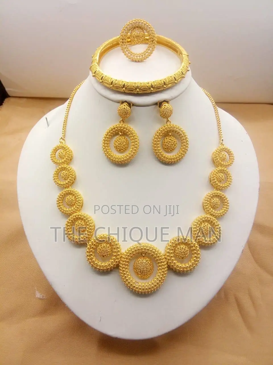 Female Jewelry Set