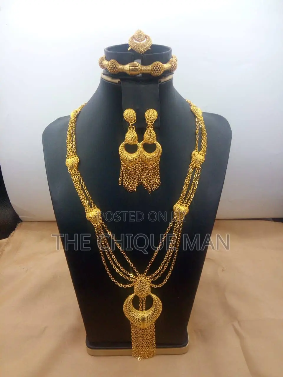 Female Jewelry Set