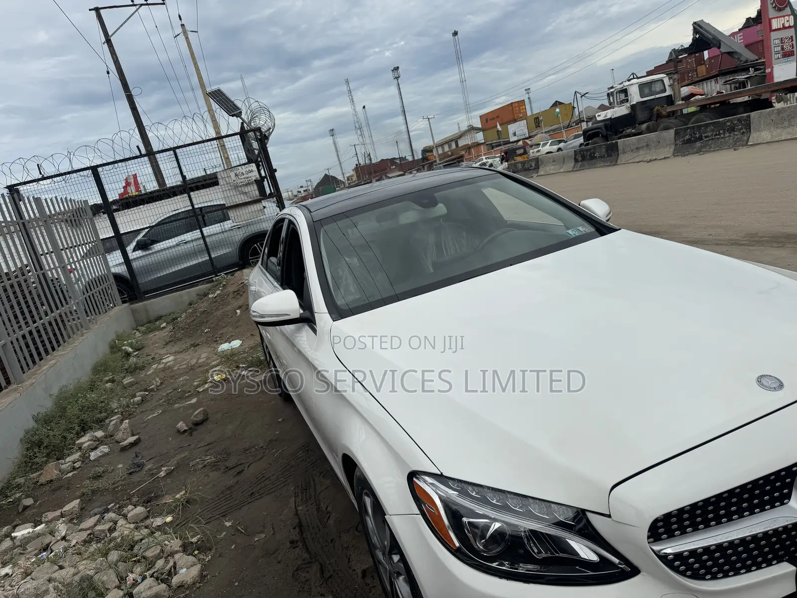 Mercedes-Benz C300 Sport 4Matic Sedan AWD (2.0L 4cyl 7A) 2017 White