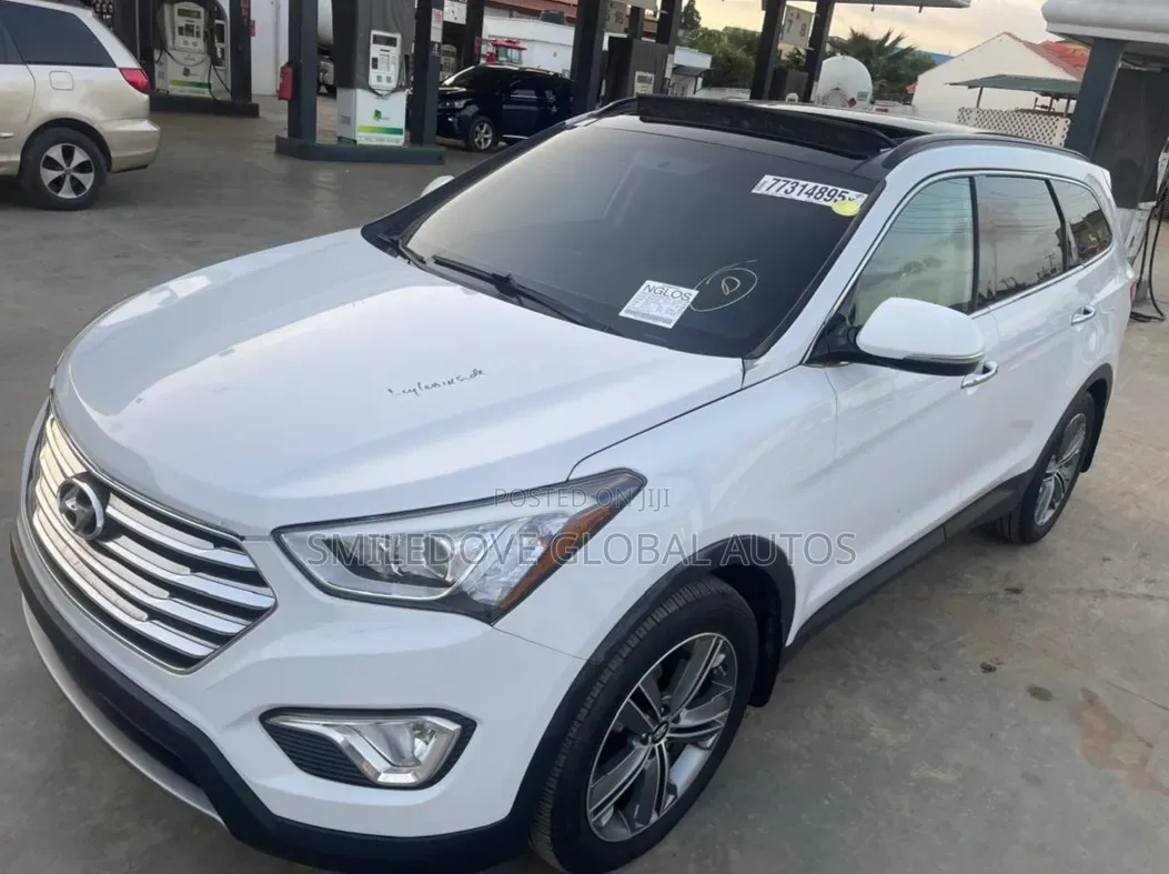 Hyundai Santa Fe 2016 White