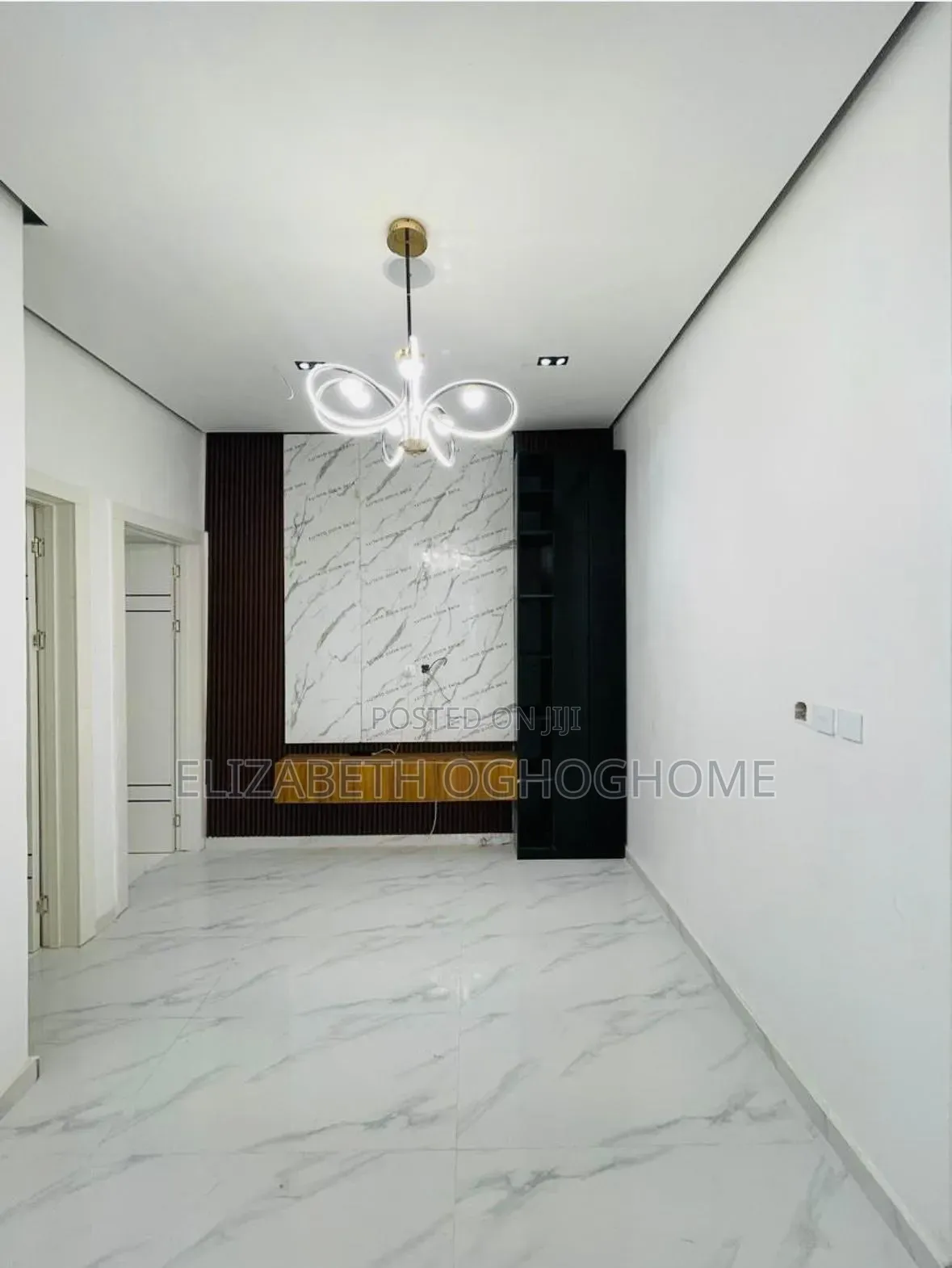 5bdrm Duplex in Chevron for rent