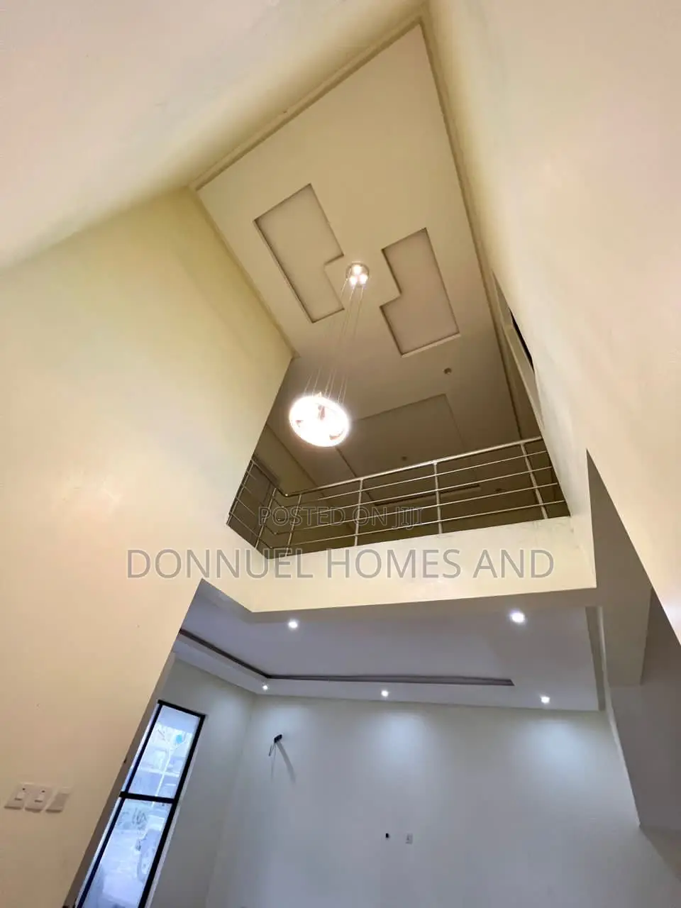 4bdrm Townhouse / Terrace in Ologolo for rent