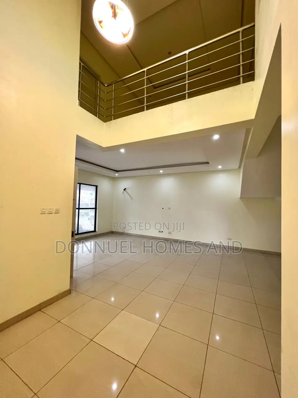 4bdrm Townhouse / Terrace in Ologolo for rent
