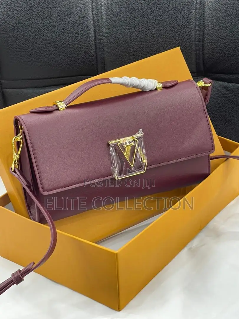 Louis Vuitton Quality:-Luxury Bag Material:Comes With Full Package
