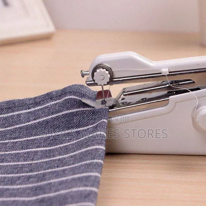 Handy Stitch – Handheld Portable Sewing Machine