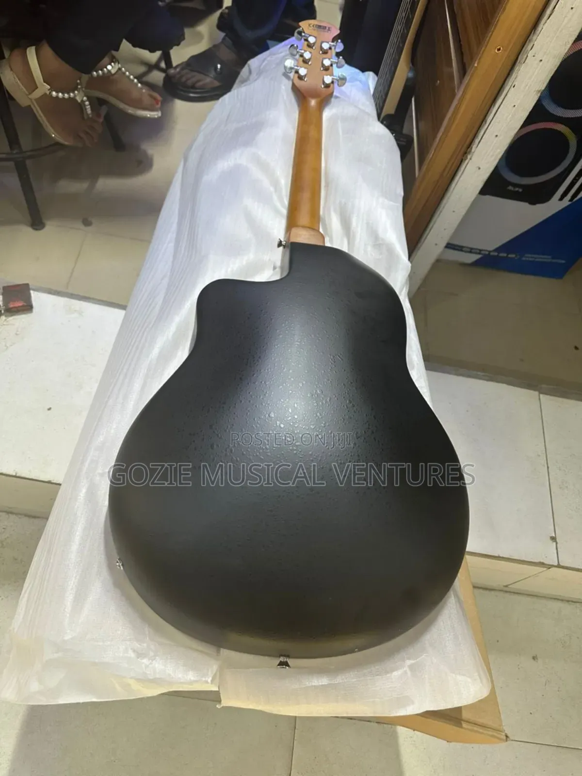 Quality Semi Acoustic Guitar Guitarparty 41inches Comes With Black