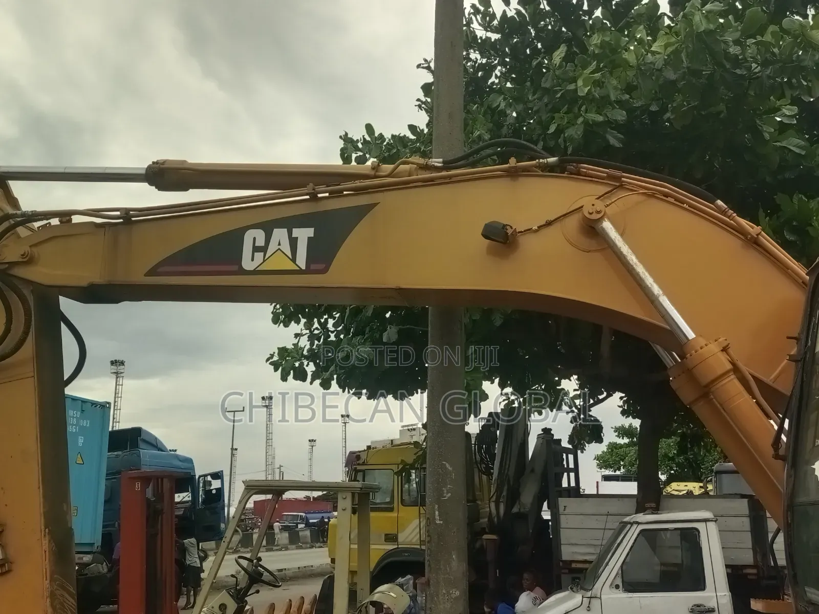 320bl Caterpillar Excavator Crane (Tokunbo)