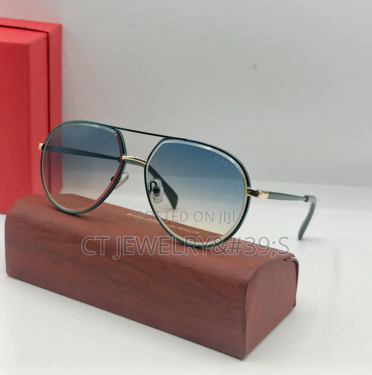 High End Gucci Aviator Sunglasses a Black Frame and Gradient Lenses.