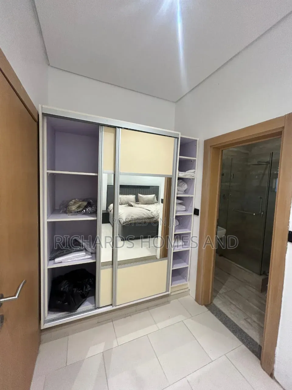 Furnished 1bdrm Apartment in Banana Island for rent