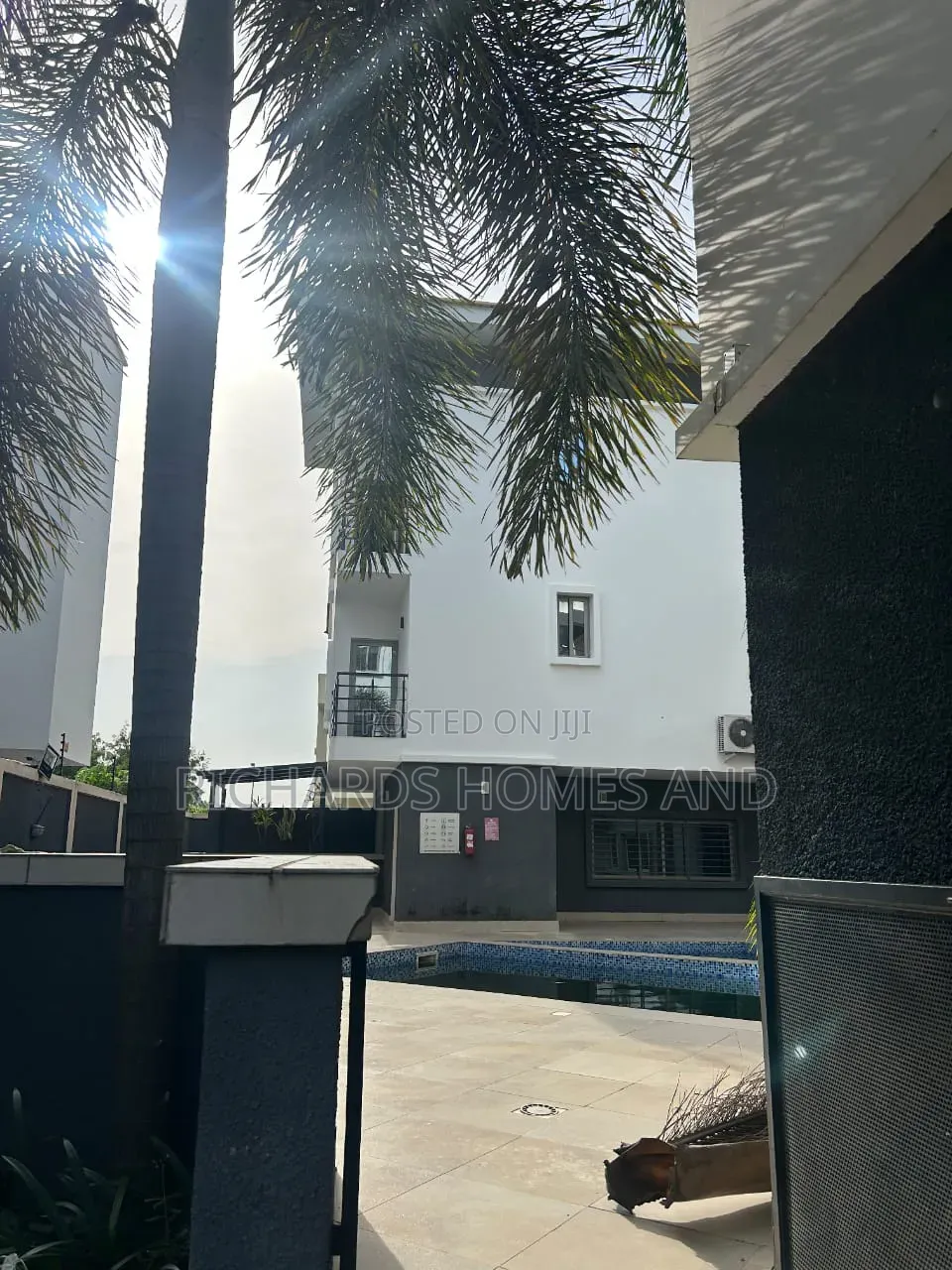 Furnished 1bdrm Apartment in Banana Island for rent