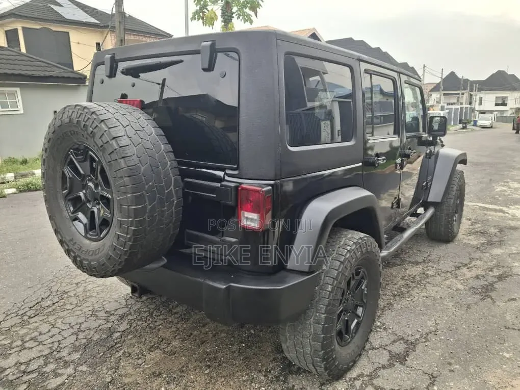 Jeep Wrangler Unlimited Sport 2012 Black