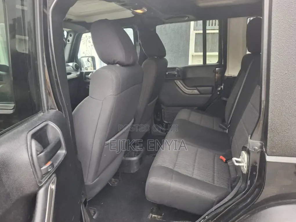 Jeep Wrangler Unlimited Sport 2012 Black