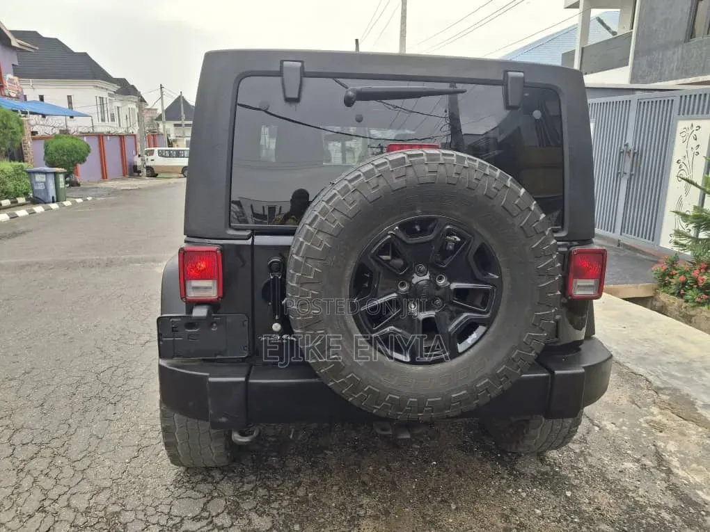 Jeep Wrangler Unlimited Sport 2012 Black