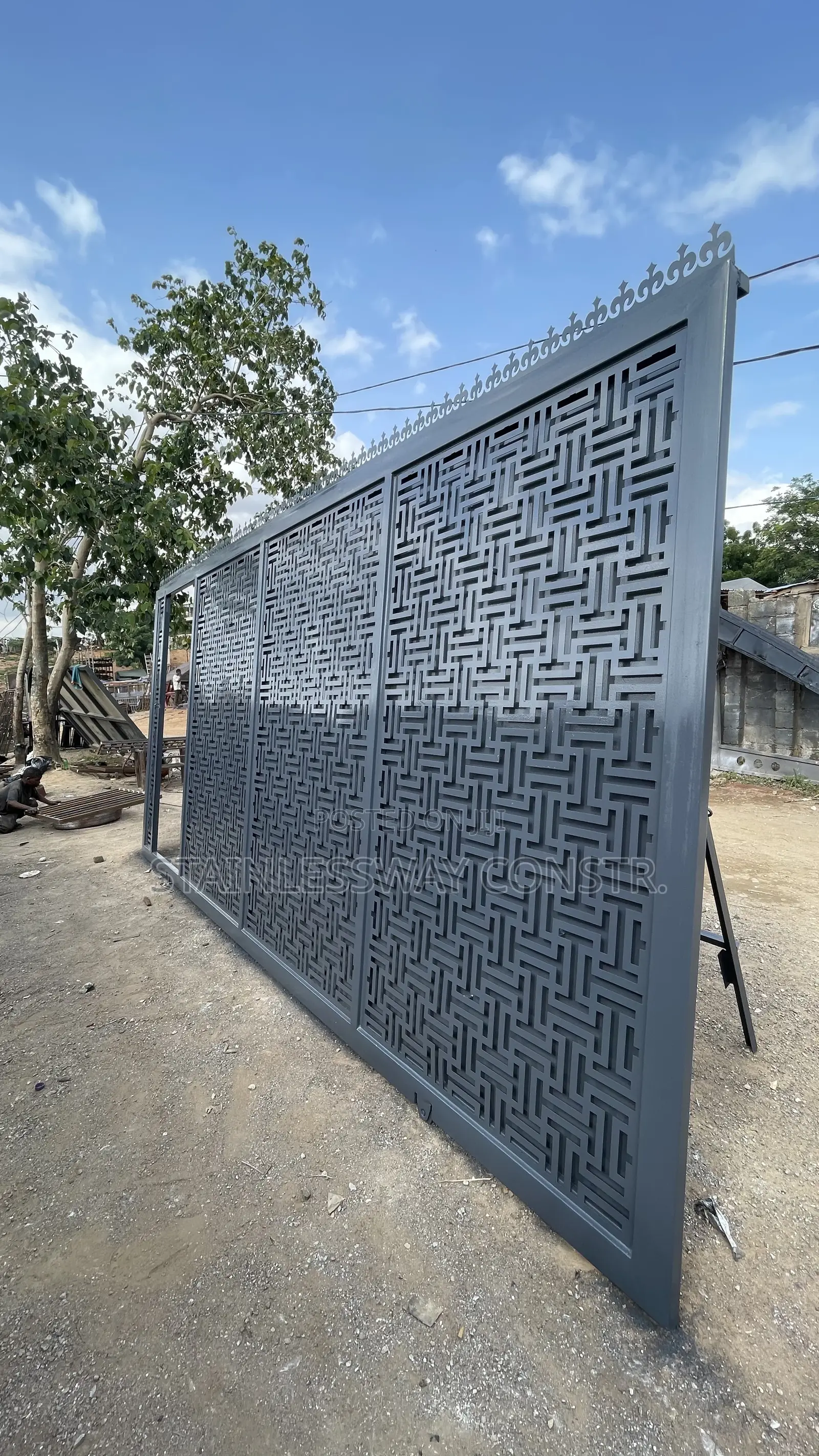 Lasercut Rolling Grey Gate