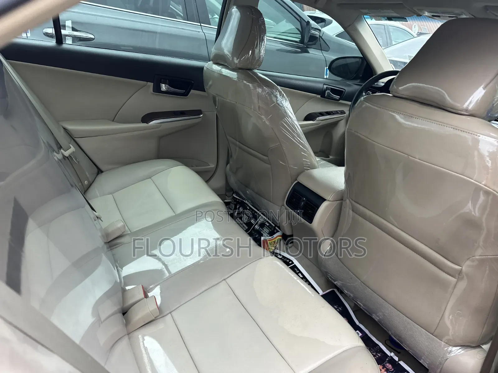 Toyota Camry XLE 4dr Sedan (2.5L 4cyl 6A) 2012 Red