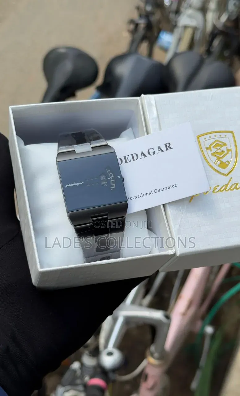 Poedagar Screen Wristwatch
