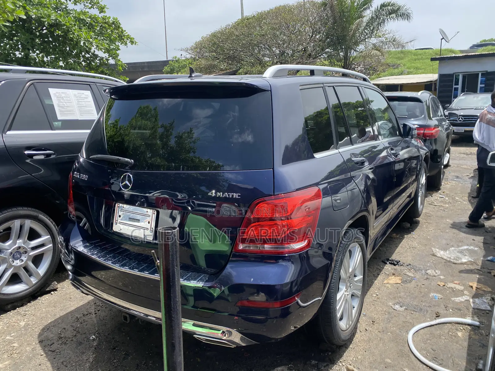 Mercedes-Benz GLK-Class Base GLK 350 4dr AWD 4MATIC (3.5L 6cyl 7A) 2015