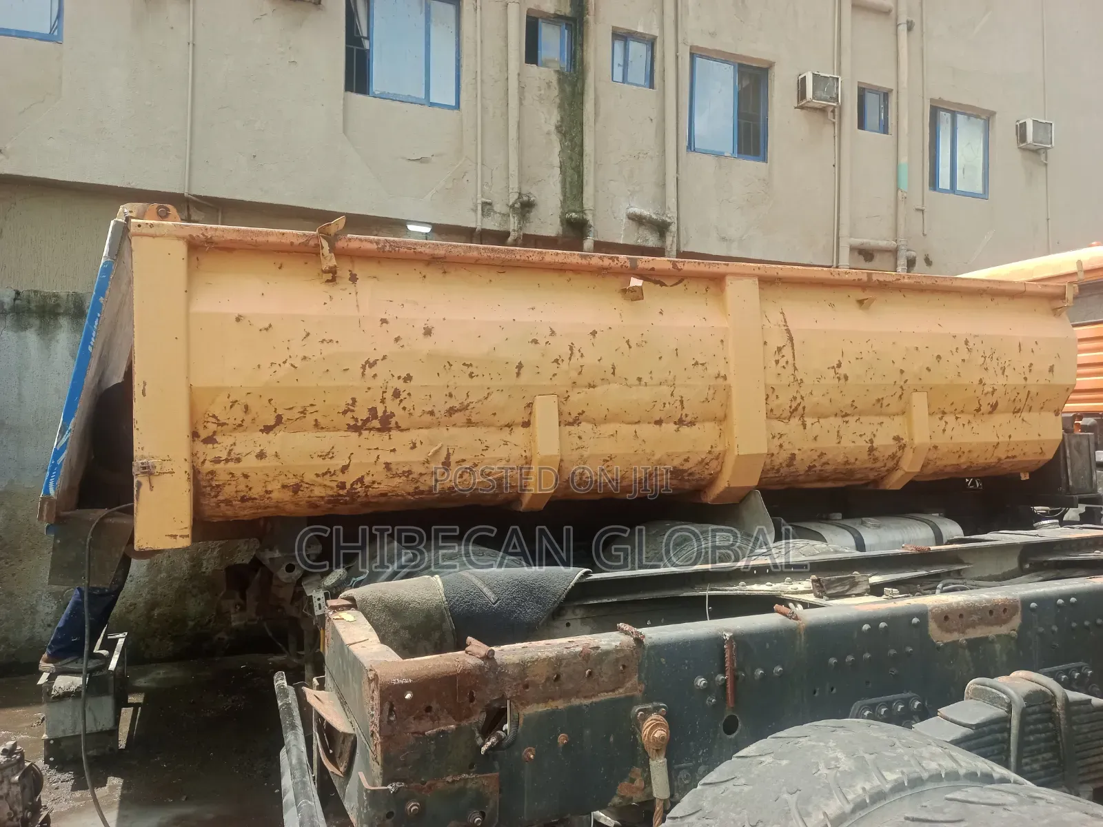 Man Dump Truck 10 Tyres (Foreign Used)