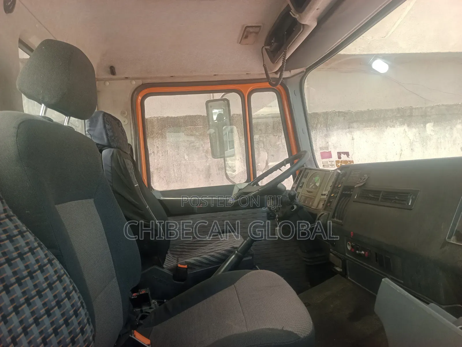 Man Dump Truck 10 Tyres (Foreign Used)
