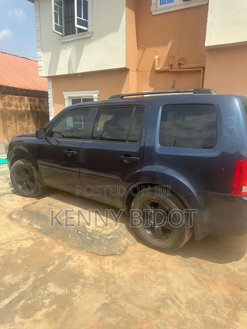 Honda Pilot 2010 Blue