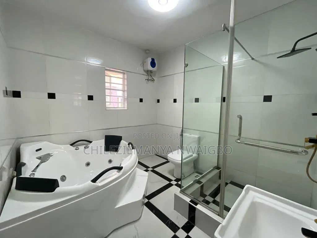 Furnished 4bdrm Townhouse/Terrace in Ikota for Sale
