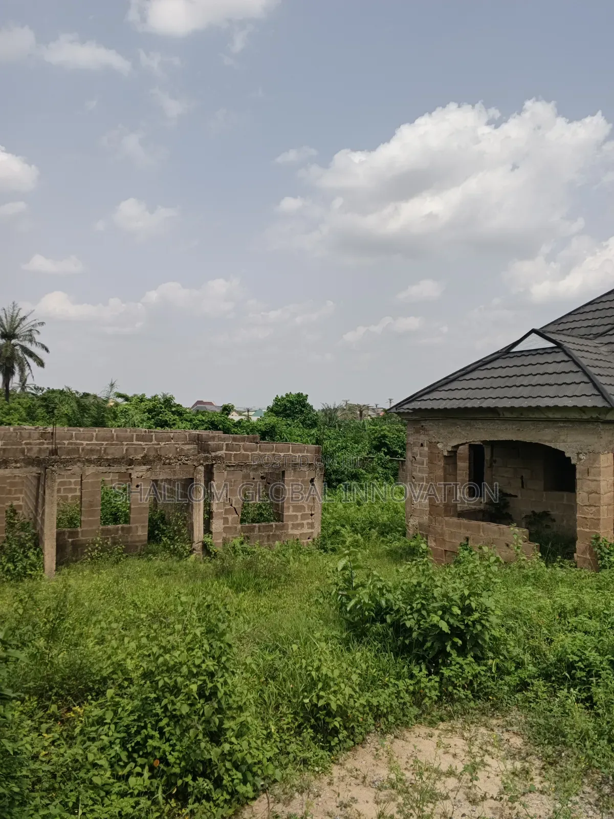 3bdrm Bungalow in Festac Estate, Akobo for sale
