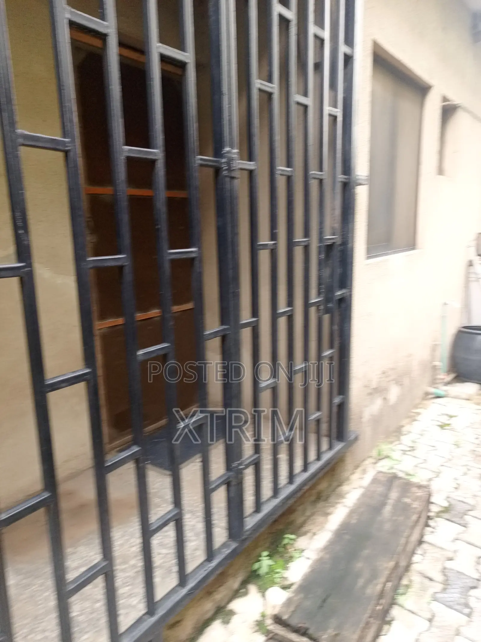 3bdrm Block of Flats in Ogba GRA for sale