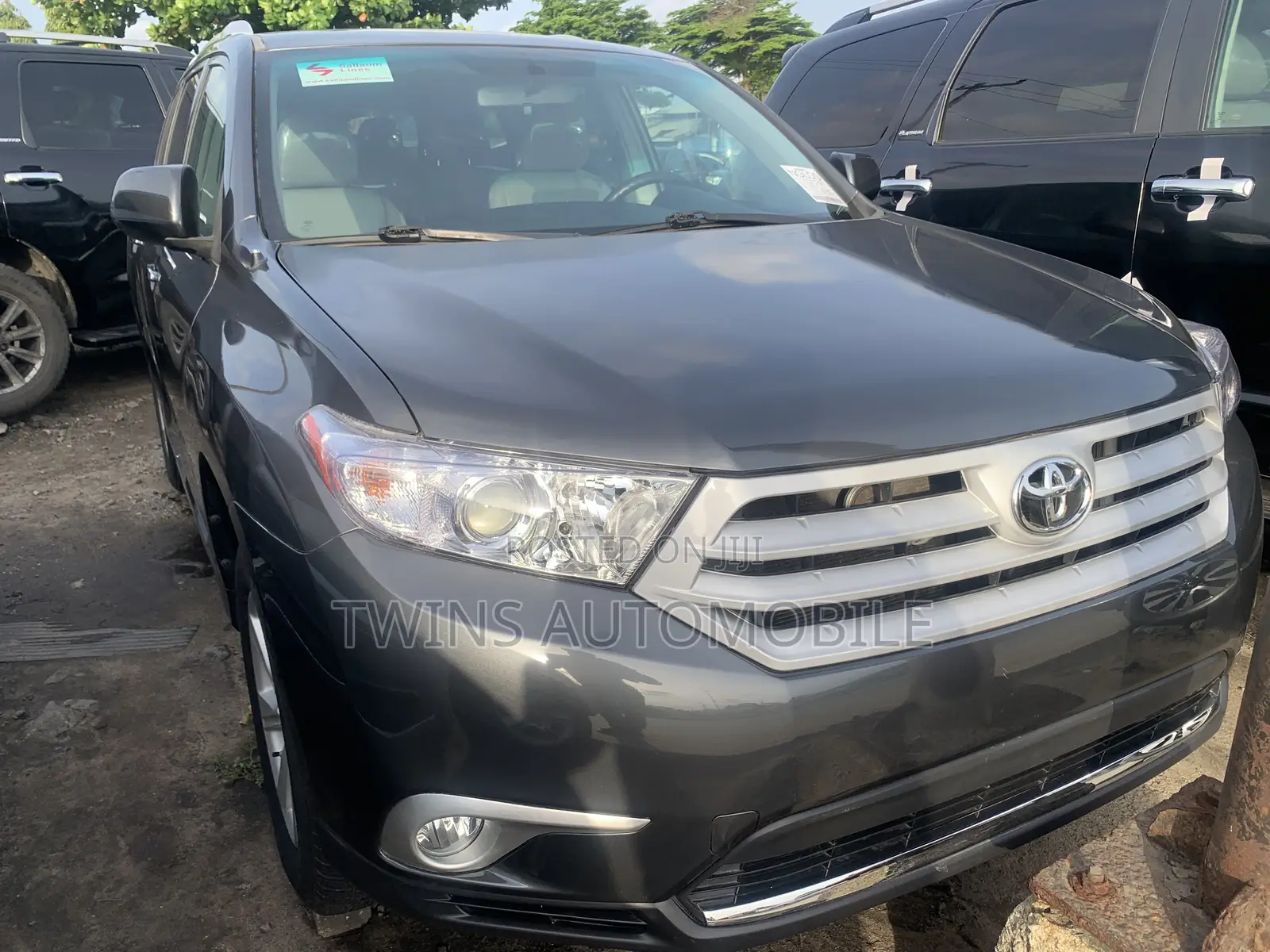 Toyota Highlander Limited 3.5l 4WD 2013 Gray