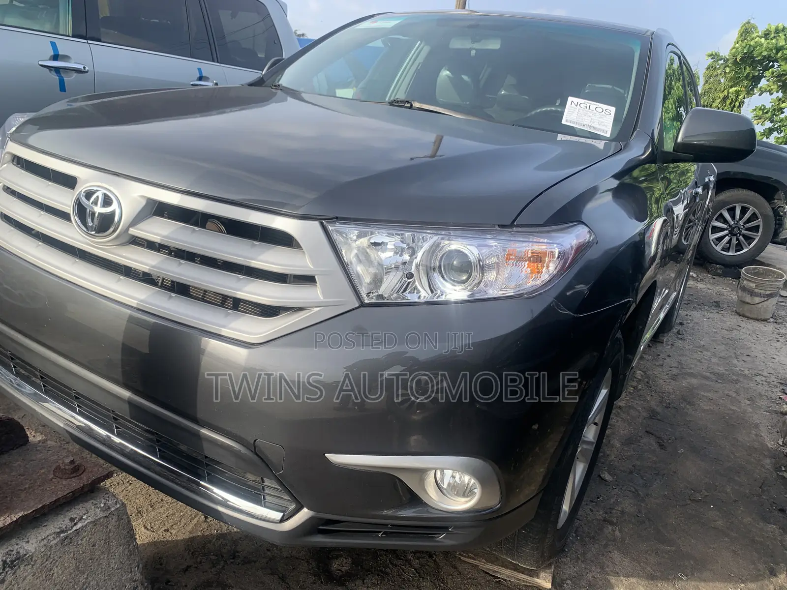 Toyota Highlander Limited 3.5l 4WD 2013 Gray