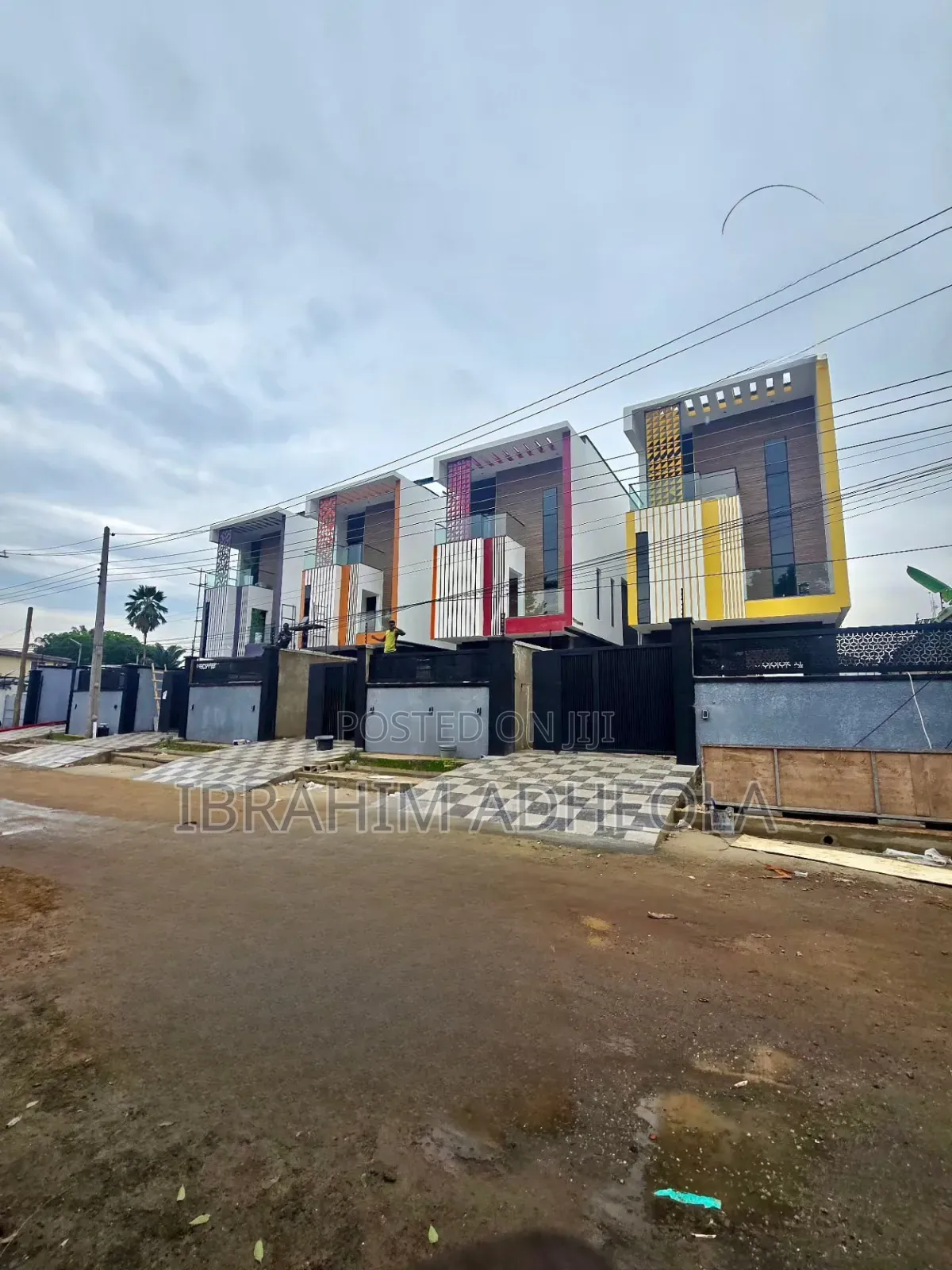 4bdrm Duplex in Adeniyi Jones for sale