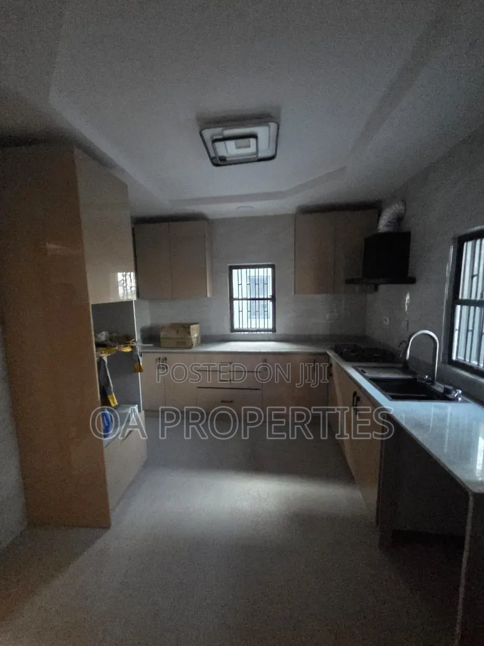 2bdrm Block of Flats in Ikolaba Gra, Ibadan for rent